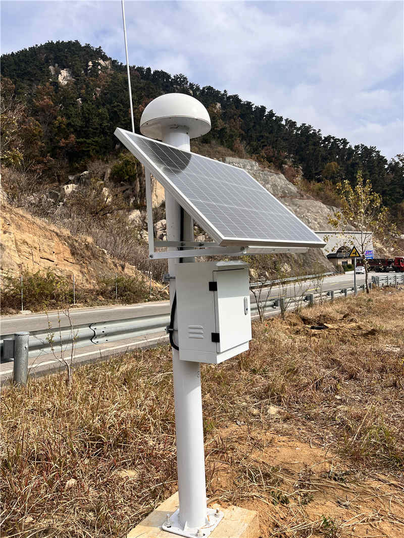 Caso real de una estación de monitoreo de desplazamiento GNSS