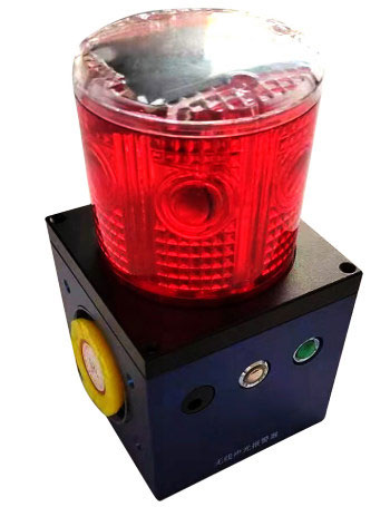 Modo de alarma: Alarma sonora y luminosa, tono audible de 122 dB